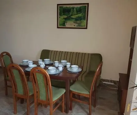 Apartment Apartments *