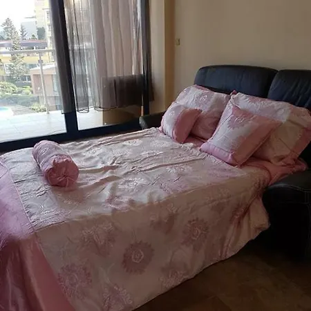 Apartments ساني بيتش